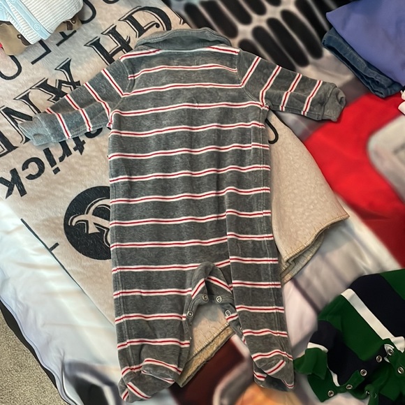 3 month Ralph Lauren onesies - Picture 3 of 5